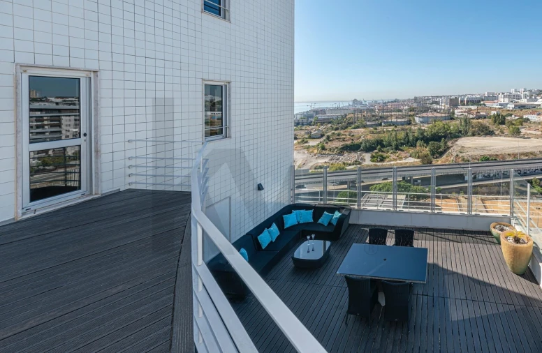 Apartamento T4 para Venda em Parque das Nações Foto 36