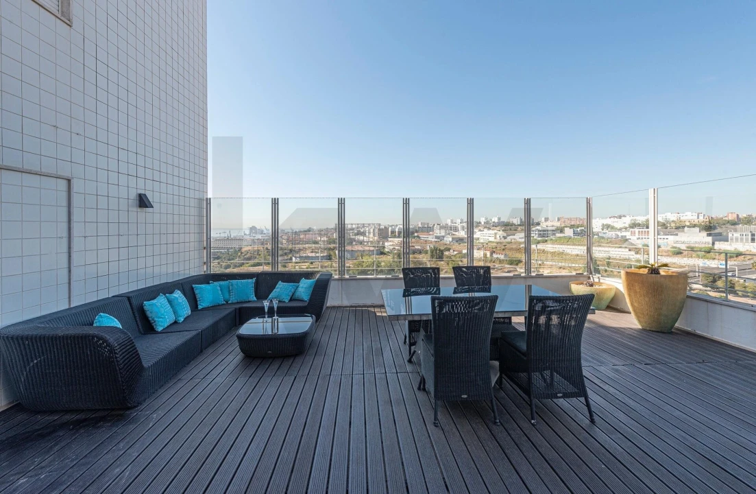 Apartamento T4 para Venda em Parque das Nações Foto 20