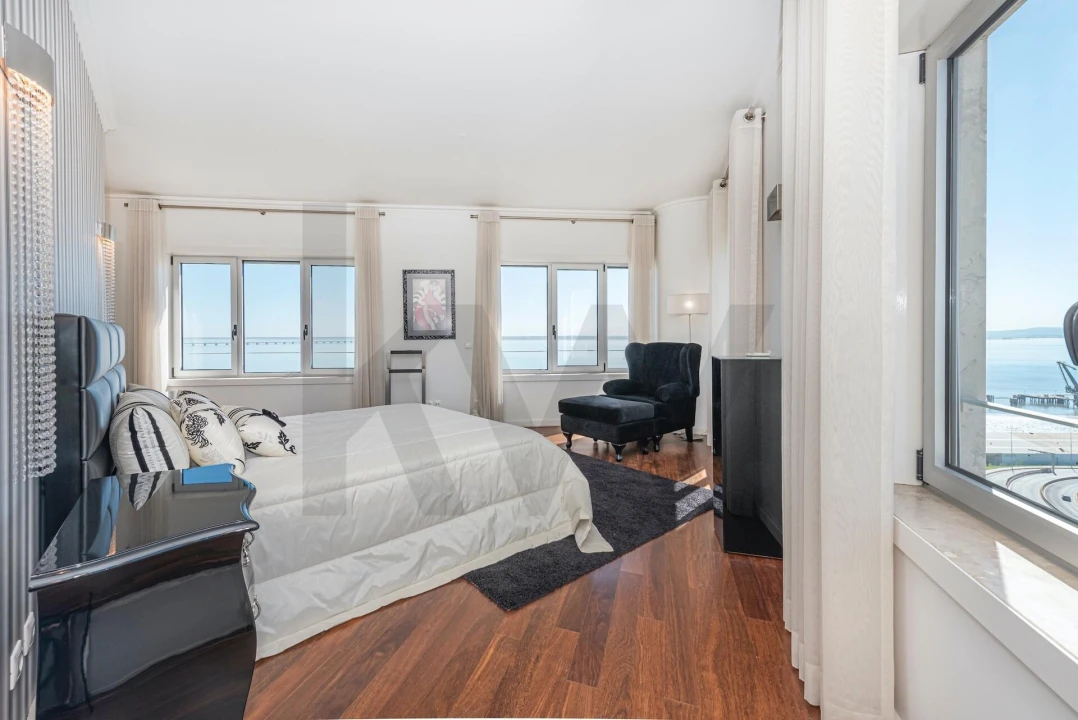 Apartamento T4 para Venda em Parque das Nações Foto 44