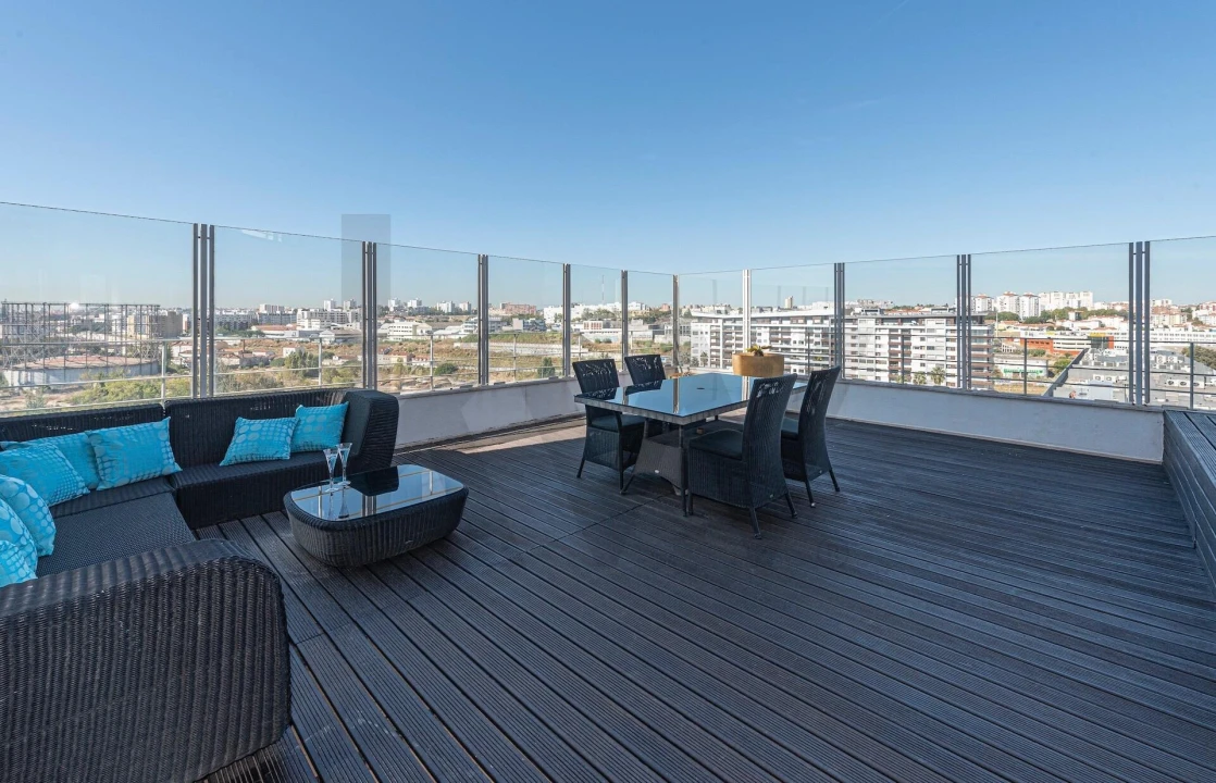 Apartamento T4 para Venda em Parque das Nações Foto 21