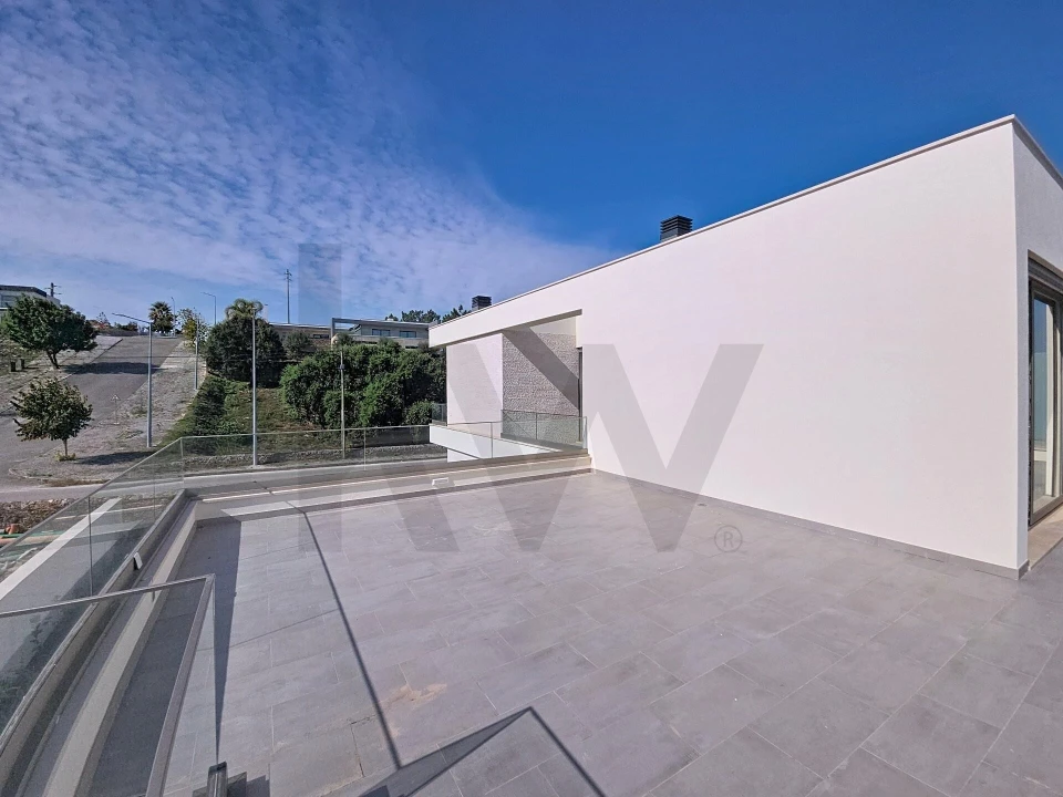 Moradia T3 para Venda em Rio Maior Foto 35