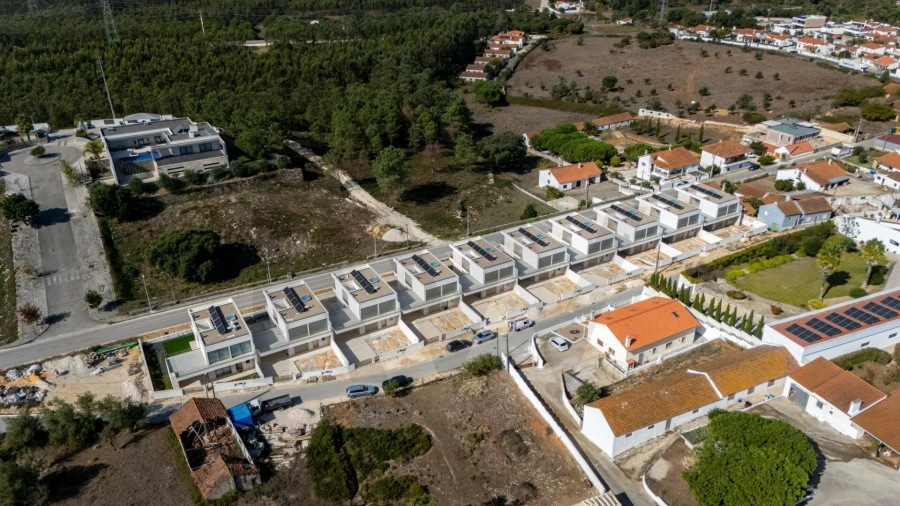 Moradia T3 para Venda em Rio Maior Foto 44