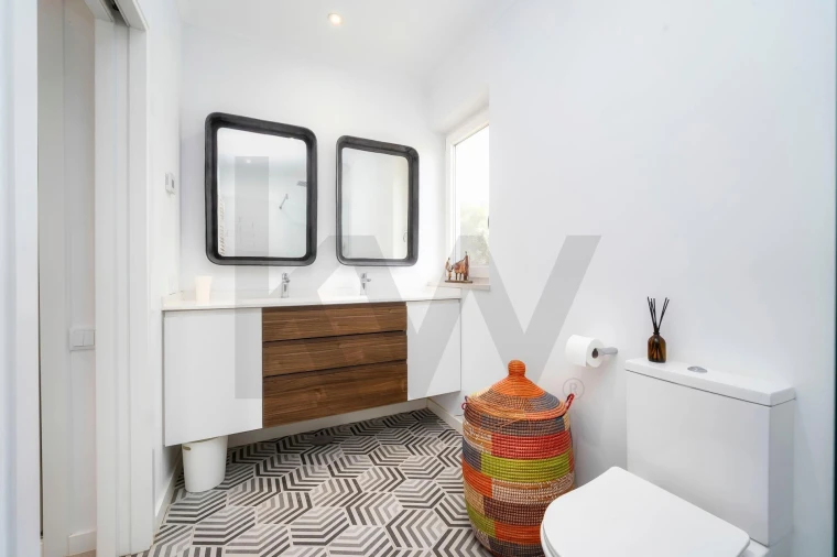 Moradia T4 para Venda em Loule (São Sebastião) Foto 35