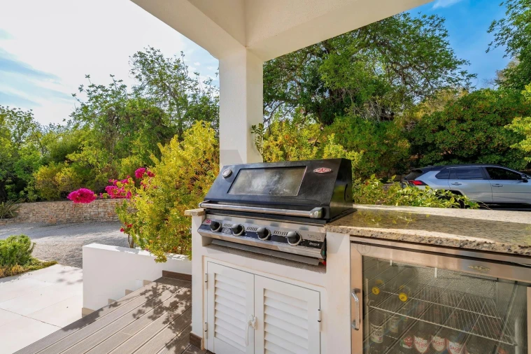 Moradia T4 para Venda em Loule (São Sebastião) Foto 17