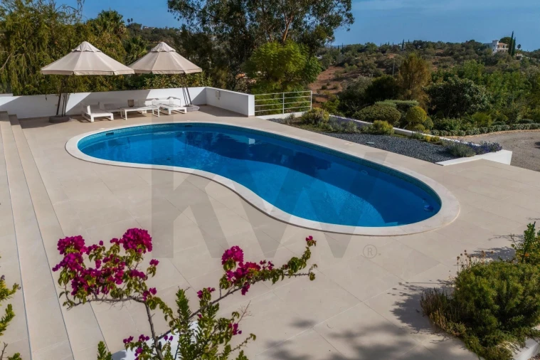 Moradia T4 para Venda em Loule (São Sebastião) Foto 52