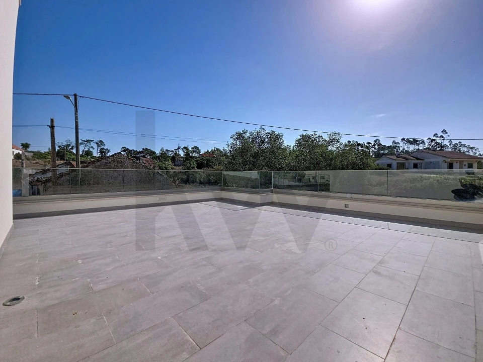 Moradia T3 para Venda em Rio Maior Foto 40