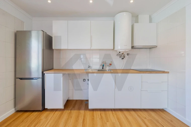 Apartamento T2 para Arrendamento em Costa da Caparica Foto 22