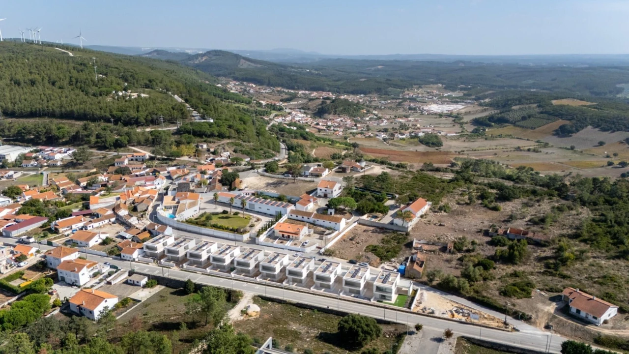 Moradia T3 para Venda em Rio Maior Foto 36
