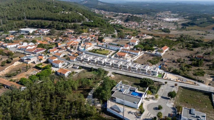 Moradia T3 para Venda em Rio Maior Foto 36