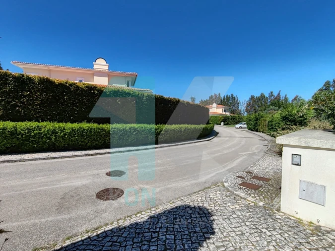 Moradia T4 para Venda em Alcabideche Foto 42