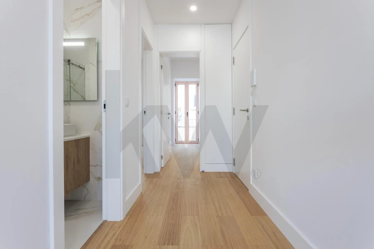 Apartamento T2 para Venda em Arroios Foto 14