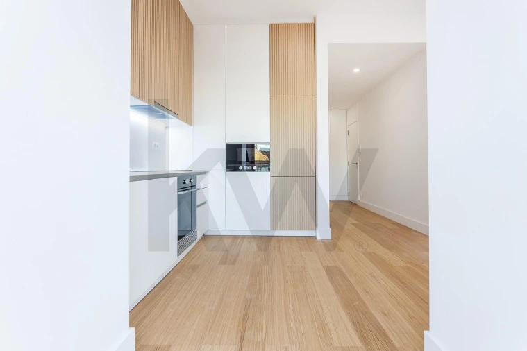 Apartamento T2 para Venda em Arroios Foto 8