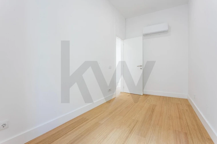 Apartamento T2 para Venda em Arroios Foto 17