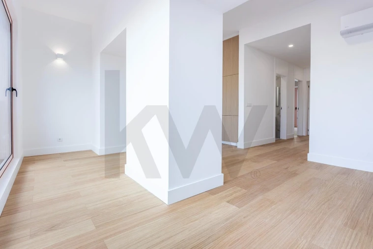 Apartamento T2 para Venda em Arroios Foto 9