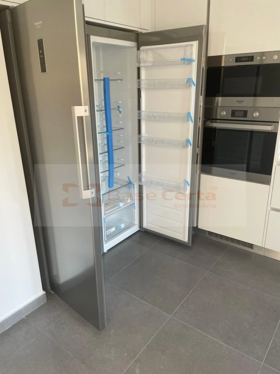 Apartamento T3 para Venda em Alverca do Ribatejo e Sobralinho Foto 7