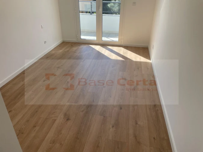 Apartamento T3 para Venda em Alverca do Ribatejo e Sobralinho Foto 15