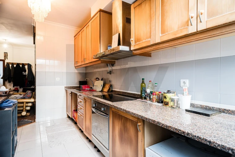 Apartamento T2 para Venda em Alfragide Foto 20