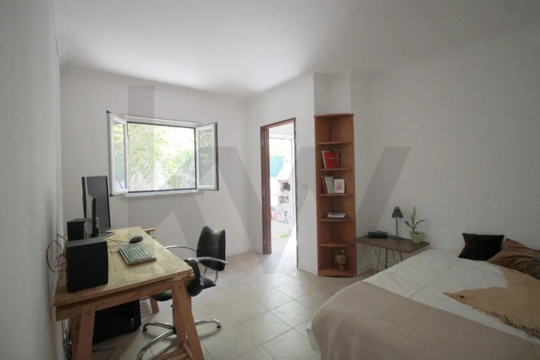 Apartamento T2 para Venda em Alfragide Foto 11