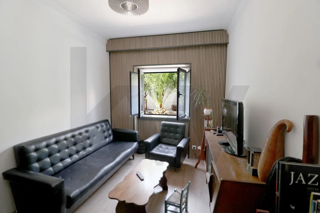 Apartamento T2 para Venda em Alfragide Foto 8