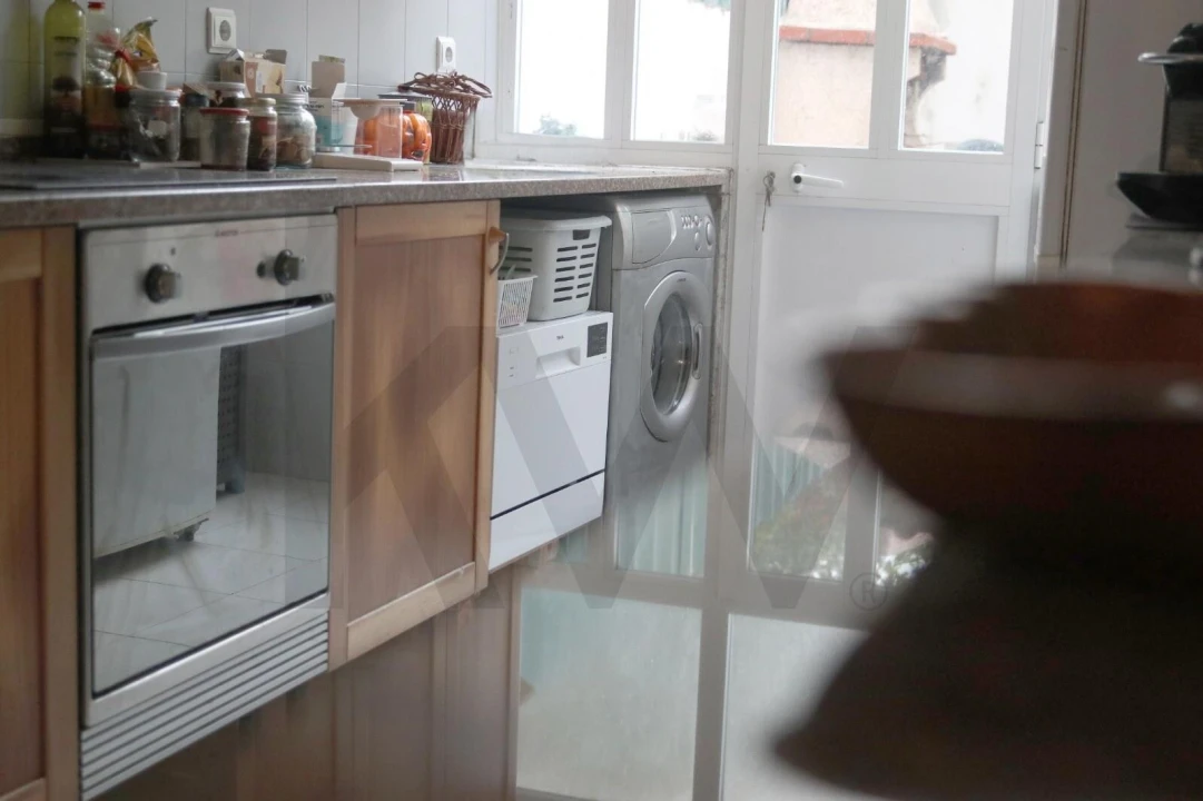 Apartamento T2 para Venda em Alfragide Foto 19