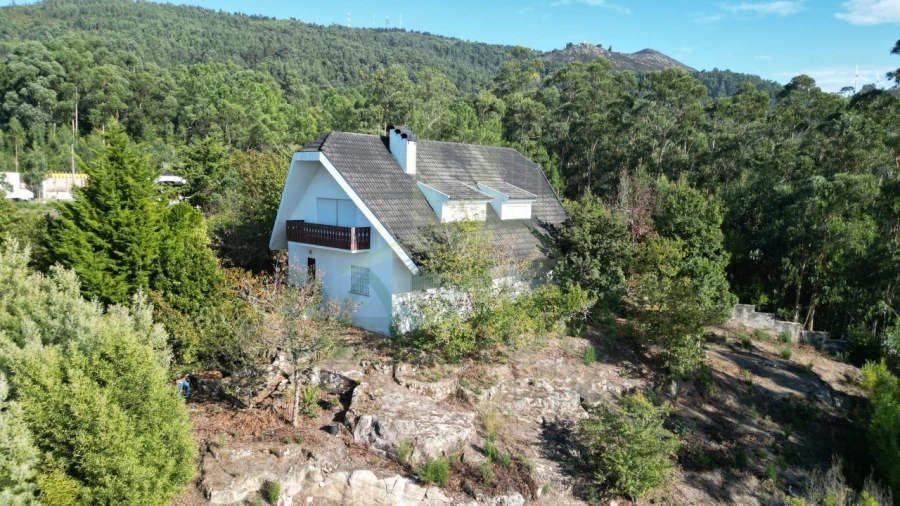 Moradia T5 para Venda em Gandra e Taião Foto 12