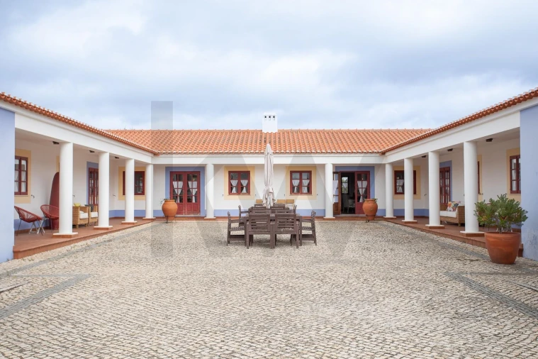 Quinta T8 para Venda em Longueira/Almograve Foto 3