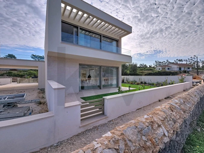 Moradia T3 para Venda em Rio Maior Foto 4