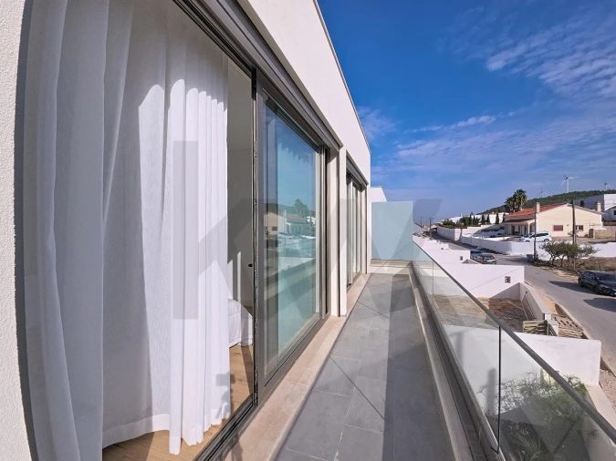 Moradia T3 para Venda em Rio Maior Foto 43