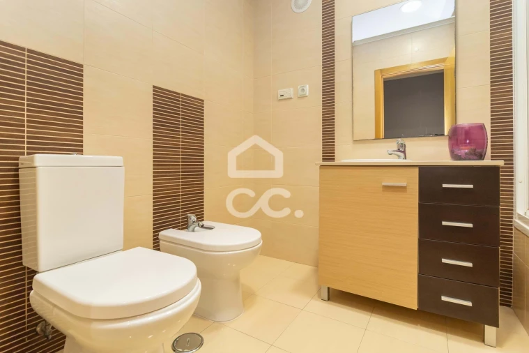 Apartamento T2 para Venda em Ramada e Caneças Foto 23