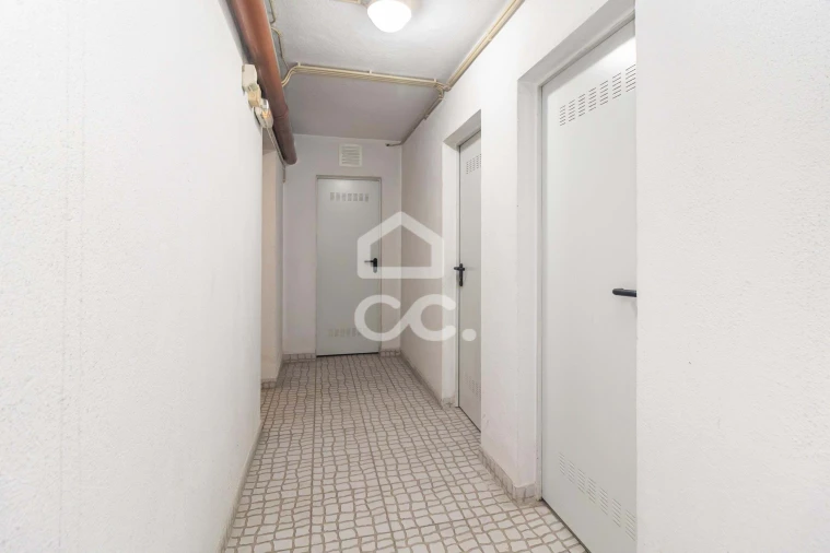 Apartamento T2 para Venda em Ramada e Caneças Foto 45