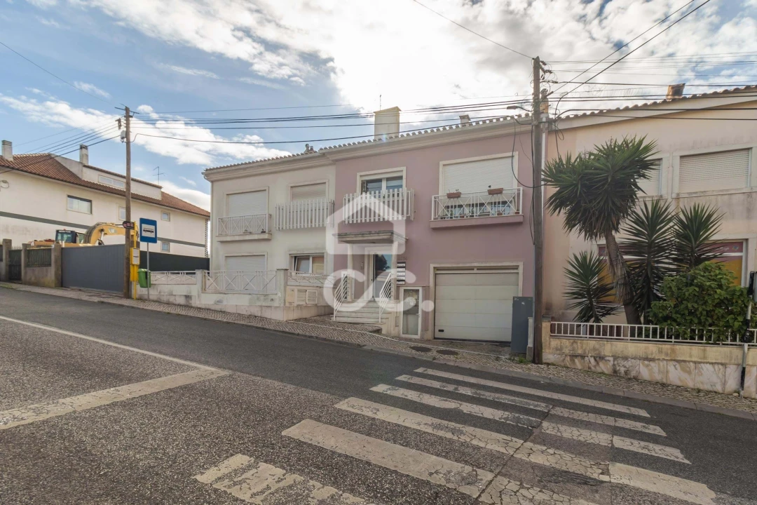 Apartamento T2 para Venda em Ramada e Caneças Foto 49