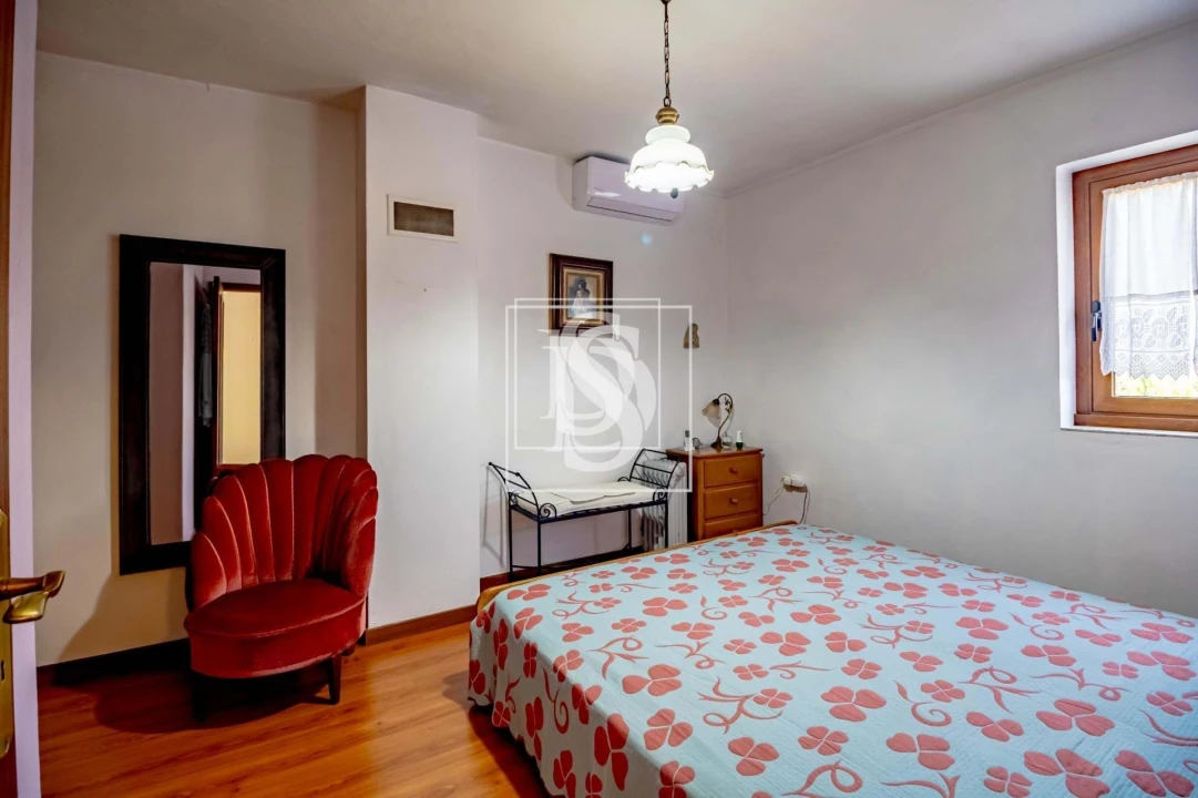 Apartamento T4 para Venda em Santa Cruz do Douro e São Tomé de Covelas Foto 33