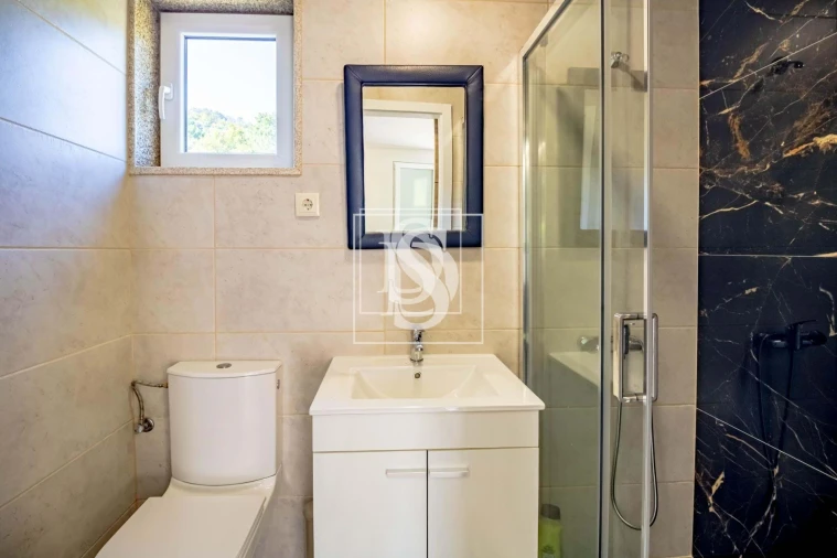 Apartamento T4 para Venda em Santa Cruz do Douro e São Tomé de Covelas Foto 25