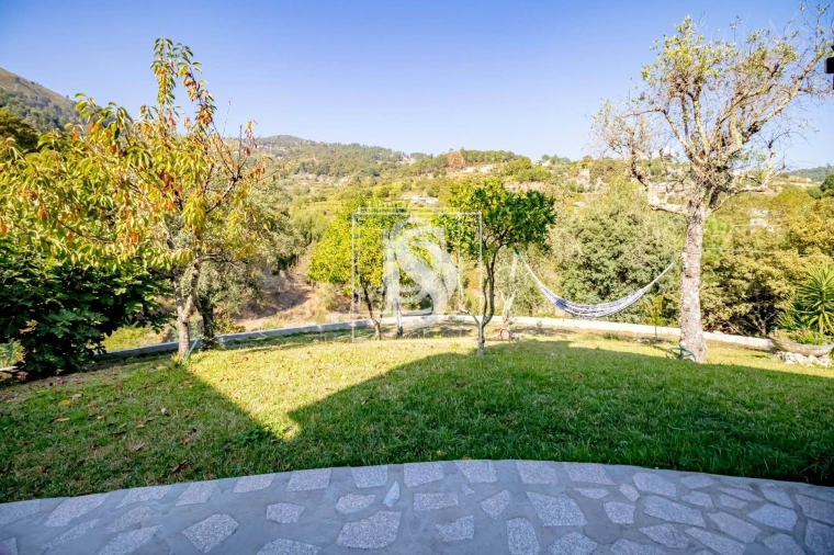 Apartamento T4 para Venda em Santa Cruz do Douro e São Tomé de Covelas Foto 48