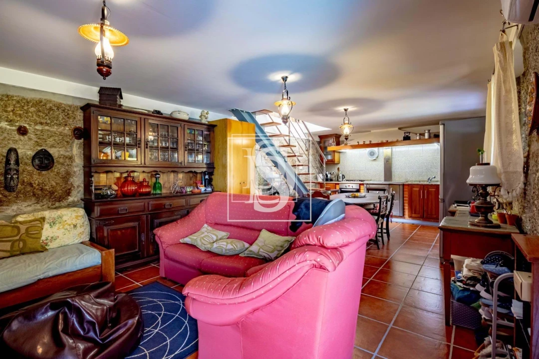 Apartamento T4 para Venda em Santa Cruz do Douro e São Tomé de Covelas Foto 14