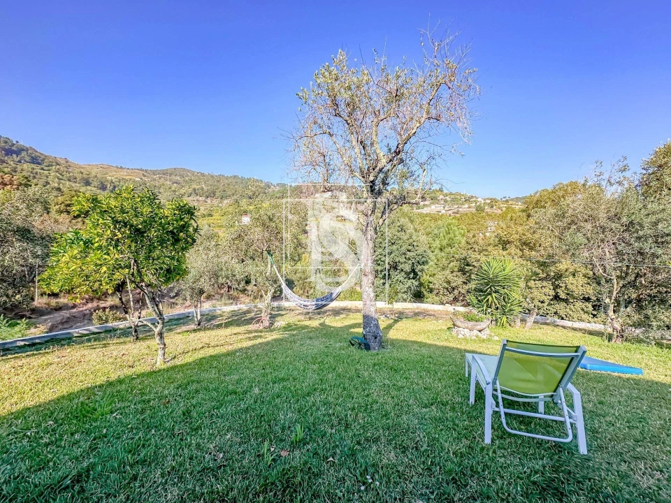 Apartamento T4 para Venda em Santa Cruz do Douro e São Tomé de Covelas Foto 42