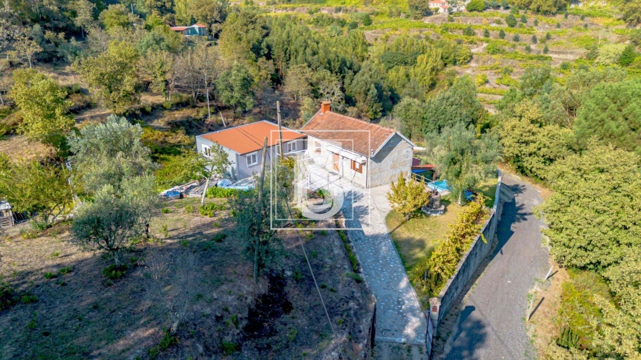 Apartamento T4 para Venda em Santa Cruz do Douro e São Tomé de Covelas Foto 19