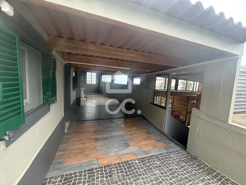 Moradia T3 para Venda em Remedios Foto 5