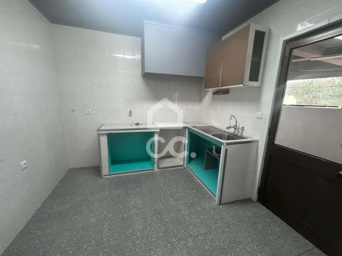 Moradia T3 para Venda em Remedios Foto 9