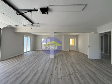Moradia T3 para Venda em Santa Maria de Lamas