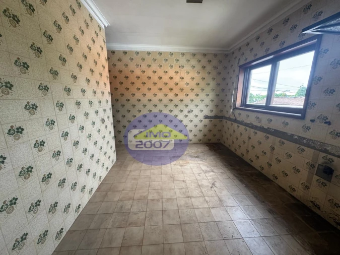 Moradia T3 para Venda em Santa Maria de Lamas Foto 12