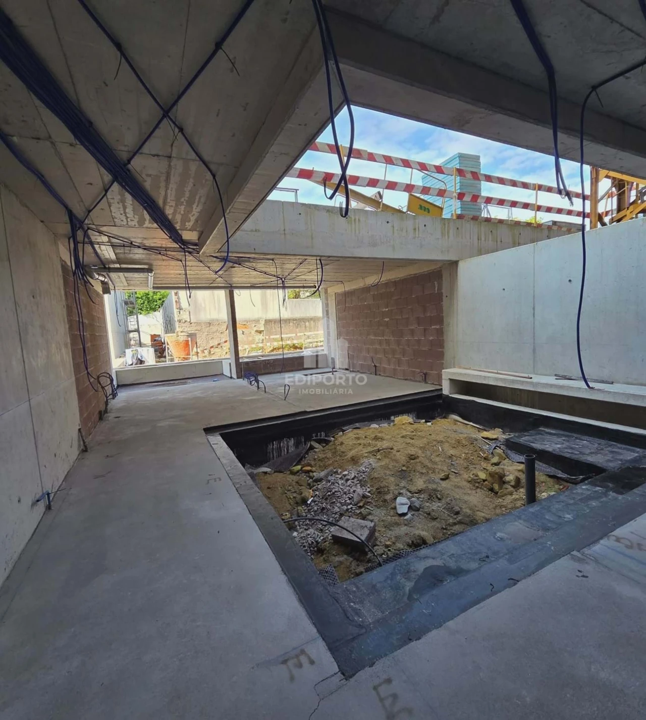 Apartamento T2 para Venda em Lordelo do Ouro e Massarelos Foto 37