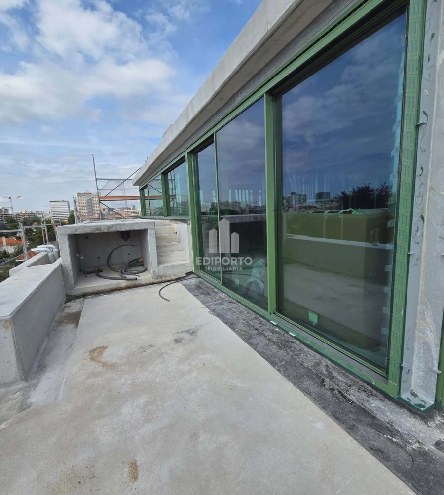 Apartamento T2 para Venda em Lordelo do Ouro e Massarelos Foto 52