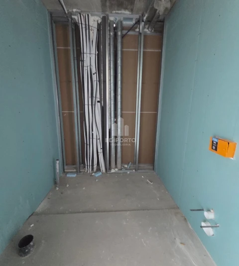 Apartamento T2 para Venda em Lordelo do Ouro e Massarelos