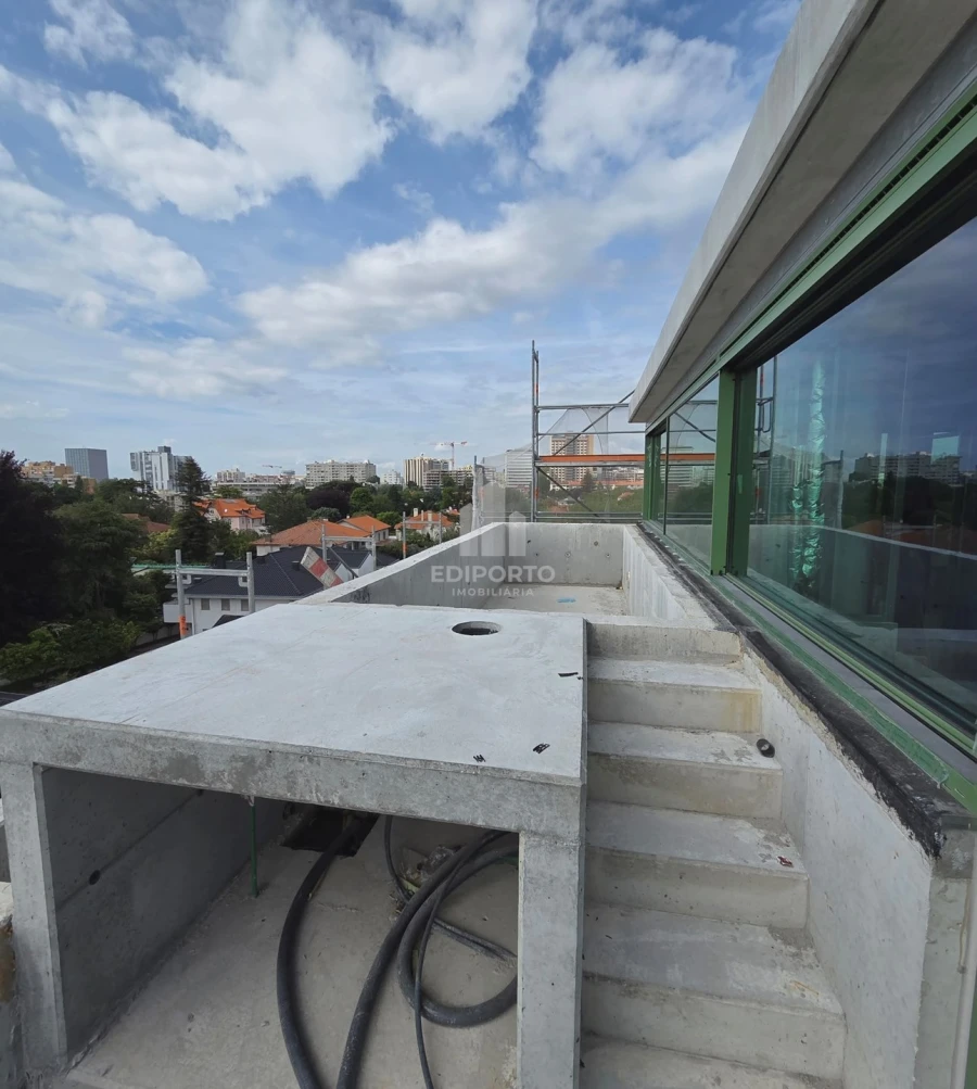 Apartamento T2 para Venda em Lordelo do Ouro e Massarelos Foto 51