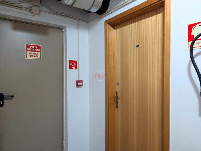 Apartamento T2 para Venda em Caparica e Trafaria Foto 42