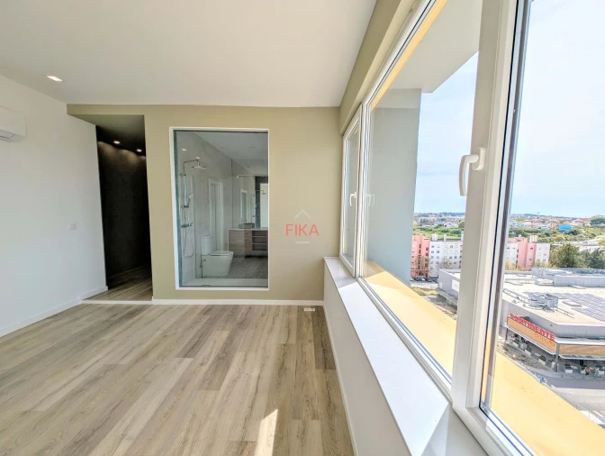 Apartamento T2 para Venda em Caparica e Trafaria Foto 28