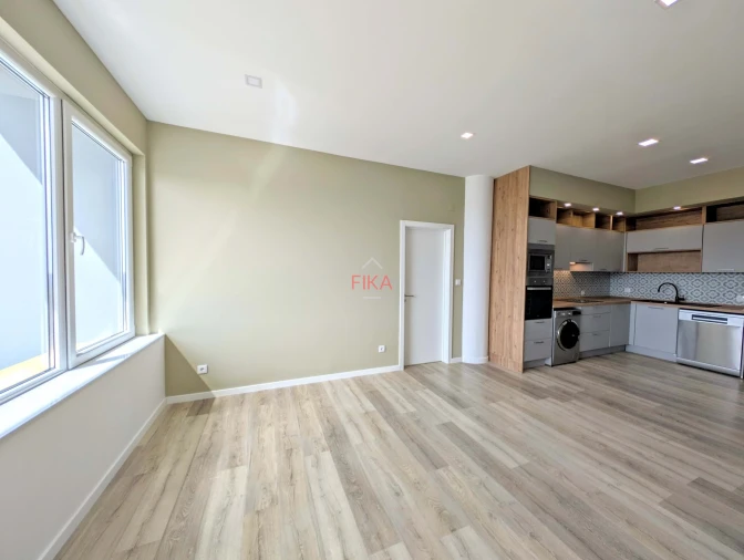 Apartamento T2 para Venda em Caparica e Trafaria Foto 11