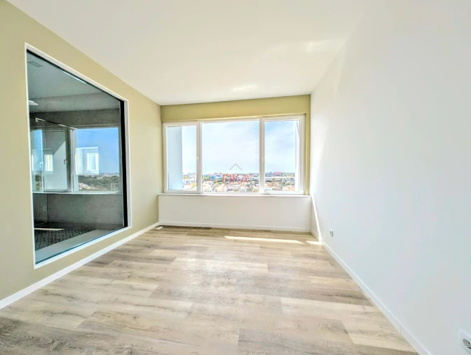 Apartamento T2 para Venda em Caparica e Trafaria Foto 27