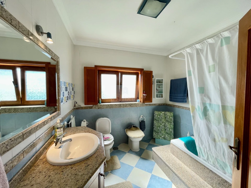 Moradia T4 para Venda em Santa Barbara Foto 25